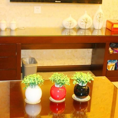Chengdu Ronghome Hotel 外观 照片