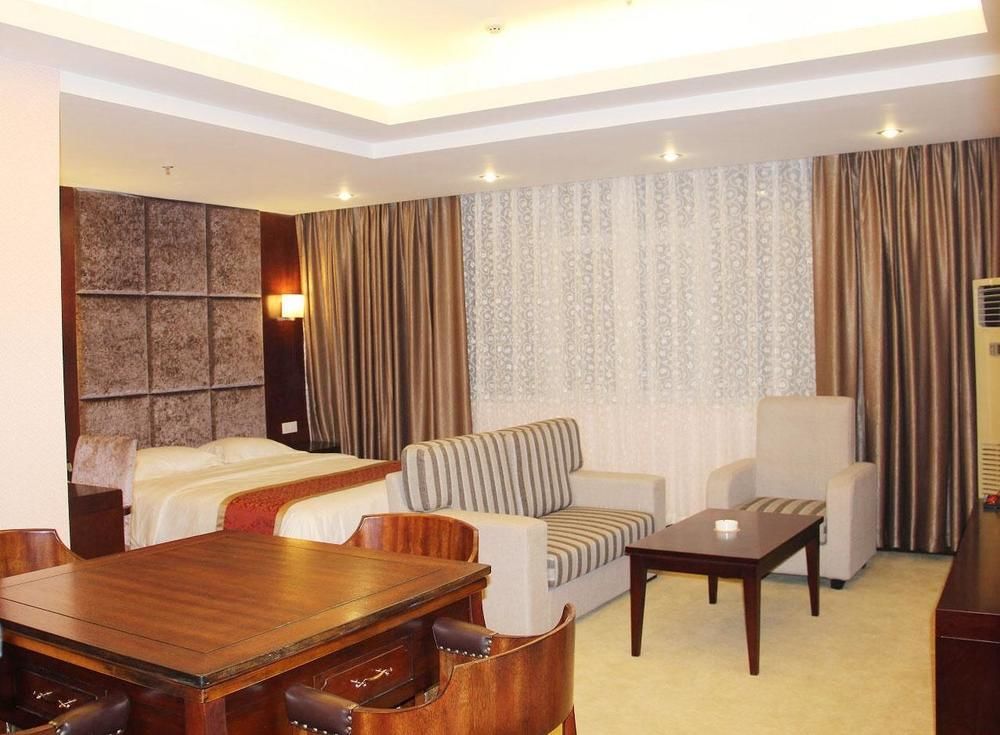 Chengdu Ronghome Hotel 外观 照片