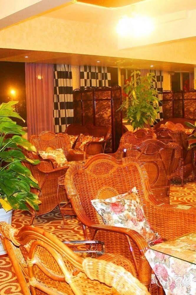 Chengdu Ronghome Hotel 外观 照片